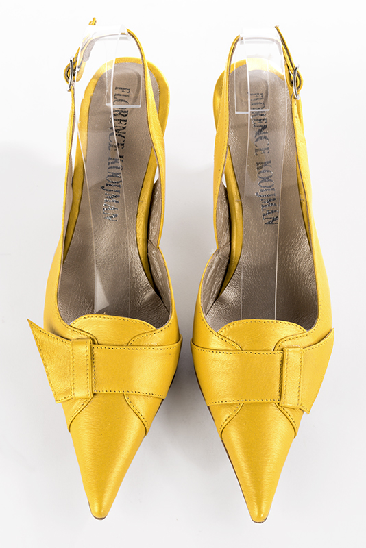 Yellow women's slingback shoes. Pointed toe. Medium spool heels. Top view - Florence KOOIJMAN